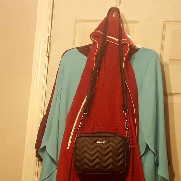 Purse - Picture 2 of 3